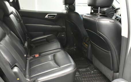 Nissan Pathfinder, 2014 год, 1 820 000 рублей, 21 фотография
