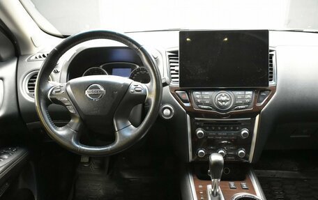 Nissan Pathfinder, 2014 год, 1 820 000 рублей, 26 фотография