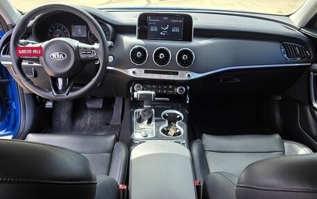 KIA Stinger I, 2018 год, 2 850 000 рублей, 10 фотография