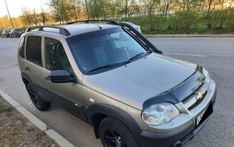 Chevrolet Niva I рестайлинг, 2018 год, 730 000 рублей, 1 фотография