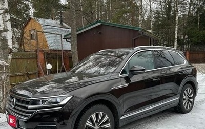 Volkswagen Touareg III, 2018 год, 5 900 000 рублей, 1 фотография