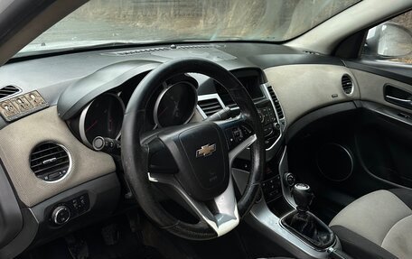 Chevrolet Cruze II, 2012 год, 320 000 рублей, 7 фотография