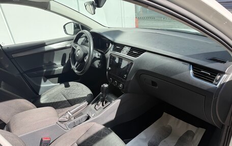 Skoda Octavia, 2018 год, 950 000 рублей, 5 фотография