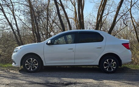 Renault Logan II, 2015 год, 750 000 рублей, 5 фотография