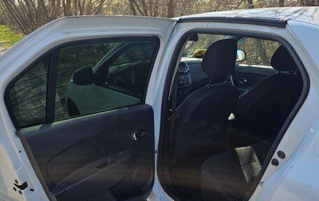Renault Logan II, 2015 год, 750 000 рублей, 8 фотография