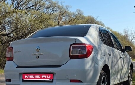 Renault Logan II, 2015 год, 750 000 рублей, 3 фотография
