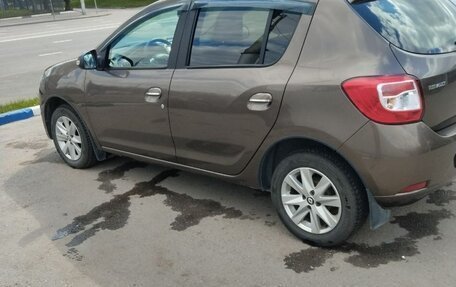 Renault Sandero II рестайлинг, 2019 год, 1 200 000 рублей, 3 фотография