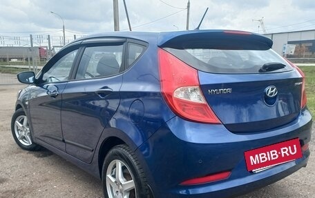 Hyundai Solaris II рестайлинг, 2015 год, 1 250 000 рублей, 3 фотография