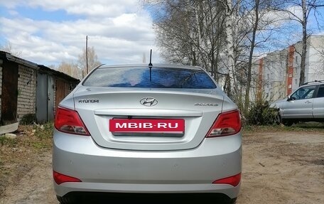 Hyundai Solaris II рестайлинг, 2014 год, 880 000 рублей, 10 фотография