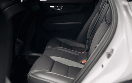 Volvo XC60 II, 2024 год, 6 200 000 рублей, 14 фотография