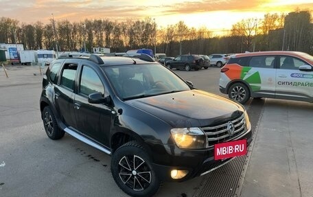 Renault Duster I рестайлинг, 2014 год, 1 070 000 рублей, 2 фотография