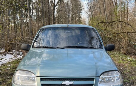 Chevrolet Niva I рестайлинг, 2005 год, 399 999 рублей, 2 фотография