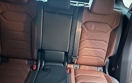 Volkswagen Touareg III, 2018 год, 5 900 000 рублей, 10 фотография