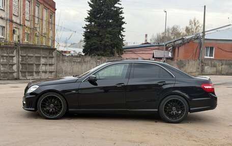Mercedes-Benz E-Класс, 2012 год, 1 150 000 рублей, 3 фотография