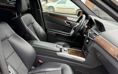 Mercedes-Benz E-Класс, 2012 год, 1 150 000 рублей, 11 фотография