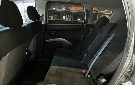 Mitsubishi Outlander III рестайлинг 3, 2012 год, 1 400 000 рублей, 14 фотография
