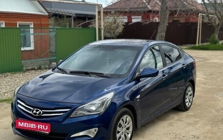 Hyundai Solaris II рестайлинг, 2015 год, 6 фотография