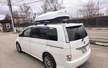 Toyota ISis I, 2012 год, 1 200 000 рублей, 3 фотография