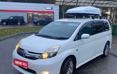 Toyota ISis I, 2012 год, 1 200 000 рублей, 8 фотография