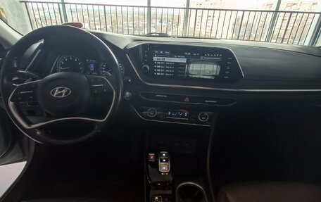 Hyundai Sonata VIII, 2019 год, 2 200 000 рублей, 19 фотография