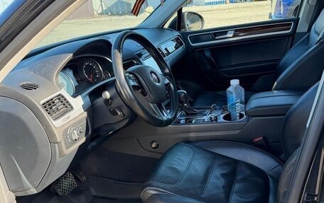 Volkswagen Touareg III, 2013 год, 2 399 000 рублей, 8 фотография