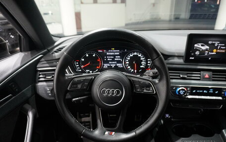 Audi A4, 2017 год, 3 145 000 рублей, 16 фотография