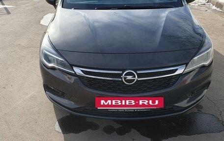 Opel Astra K, 2016 год, 1 270 000 рублей, 2 фотография
