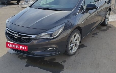 Opel Astra K, 2016 год, 1 270 000 рублей, 3 фотография