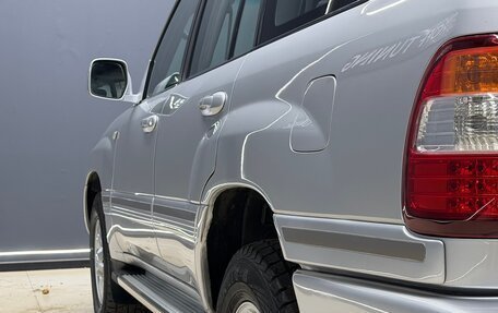 Toyota Land Cruiser 100 рестайлинг 2, 2006 год, 2 730 000 рублей, 9 фотография