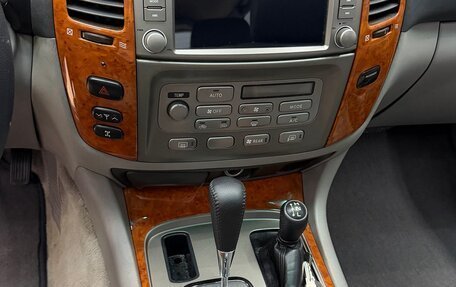 Toyota Land Cruiser 100 рестайлинг 2, 2006 год, 2 730 000 рублей, 15 фотография