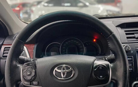 Toyota Camry, 2012 год, 1 350 000 рублей, 11 фотография