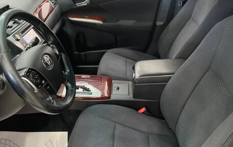 Toyota Camry, 2012 год, 1 350 000 рублей, 9 фотография