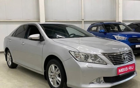 Toyota Camry, 2012 год, 1 350 000 рублей, 5 фотография