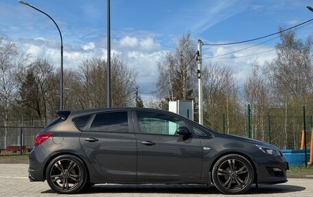 Opel Astra J, 2014 год, 1 300 000 рублей, 2 фотография