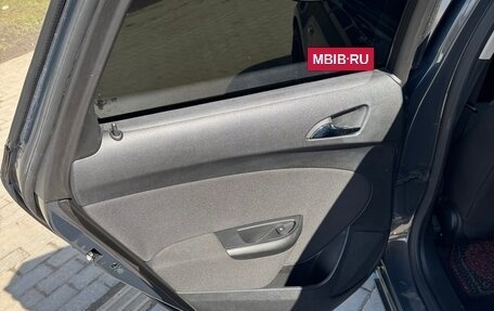 Opel Astra J, 2014 год, 1 300 000 рублей, 22 фотография