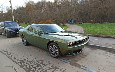 Dodge Challenger III рестайлинг 2, 2019 год, 4 500 000 рублей, 5 фотография