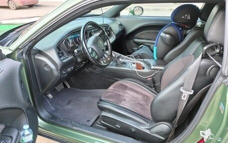 Dodge Challenger III рестайлинг 2, 2019 год, 4 500 000 рублей, 11 фотография