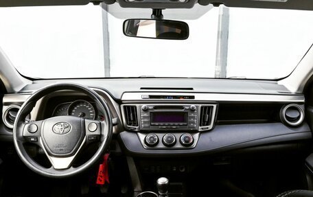 Toyota RAV4, 2015 год, 1 959 000 рублей, 18 фотография