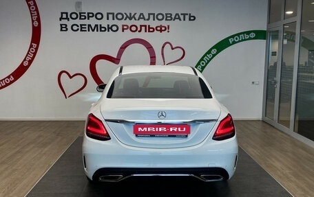 Mercedes-Benz C-Класс, 2018 год, 2 990 000 рублей, 5 фотография