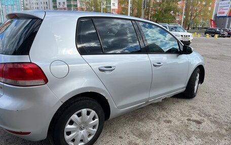Volkswagen Golf VI, 2012 год, 620 000 рублей, 2 фотография