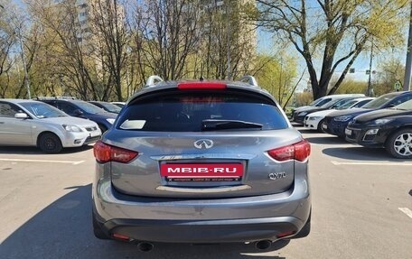 Infiniti QX70, 2015 год, 2 100 000 рублей, 3 фотография