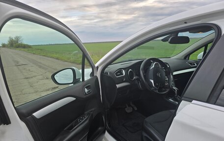 Citroen C4 II рестайлинг, 2016 год, 1 050 000 рублей, 14 фотография