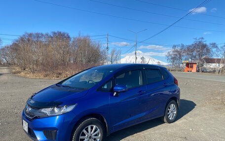 Honda Fit III, 2013 год, 1 300 000 рублей, 2 фотография
