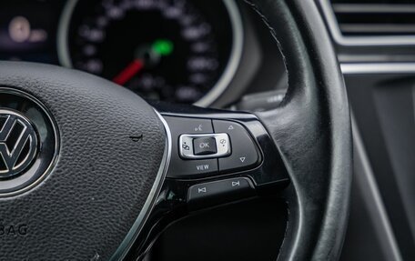 Volkswagen Tiguan II, 2019 год, 2 098 000 рублей, 20 фотография