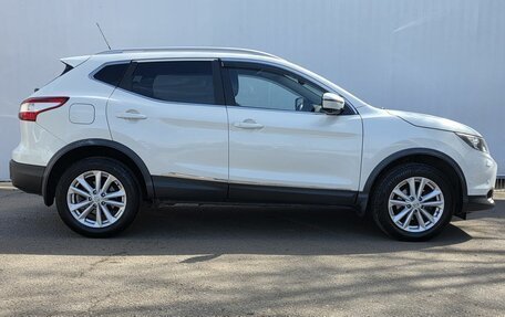 Nissan Qashqai, 2016 год, 1 715 000 рублей, 4 фотография