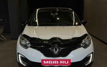 Renault Kaptur I рестайлинг, 2017 год, 1 355 000 рублей, 3 фотография