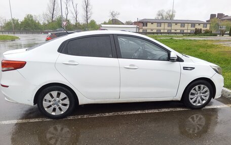 KIA Rio III рестайлинг, 2017 год, 600 000 рублей, 1 фотография