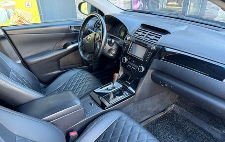 Toyota Camry, 2012 год, 1 300 000 рублей, 10 фотография