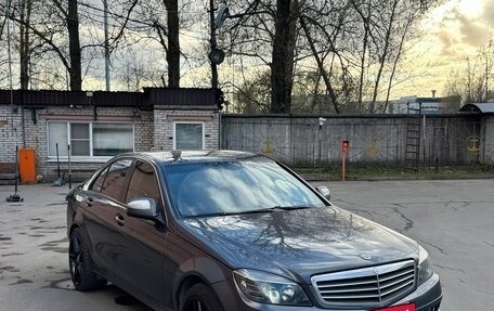 Mercedes-Benz C-Класс, 2007 год, 687 000 рублей, 3 фотография