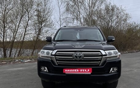 Toyota Land Cruiser 200, 2015 год, 5 590 000 рублей, 5 фотография